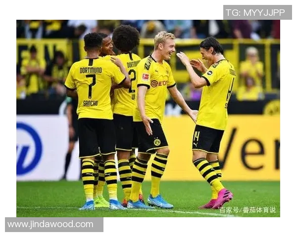 倔金与黄蜂对决前瞻分析双方阵容状态及战术布局探讨 倔金与黄蜂对决前瞻分析双方阵容状态及战术布局探讨