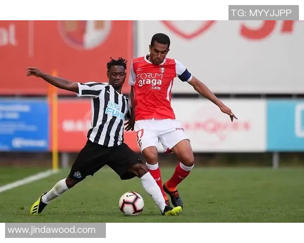 布拉加主场迎战索尔纳期待精彩对决与激烈碰撞 布拉加主场迎战索尔纳期待精彩对决与激烈碰撞